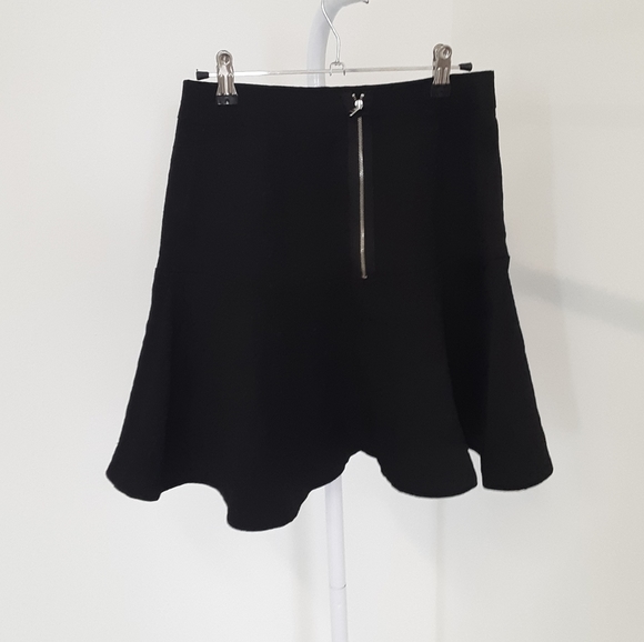 Black Ruffle Skirt Textured Cute Size 2 - Picture 3 of 7